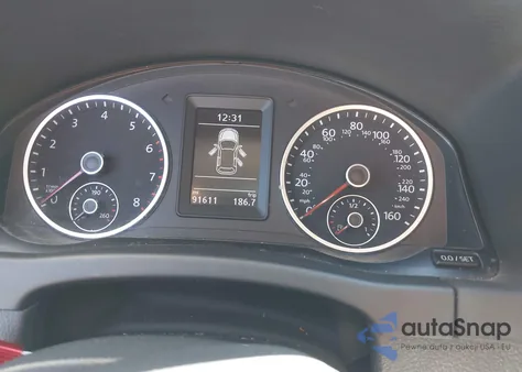 2016 Volkswagen Tiguan S z USA, uszkodzony, nr VIN WVGAV7AX1GW602936